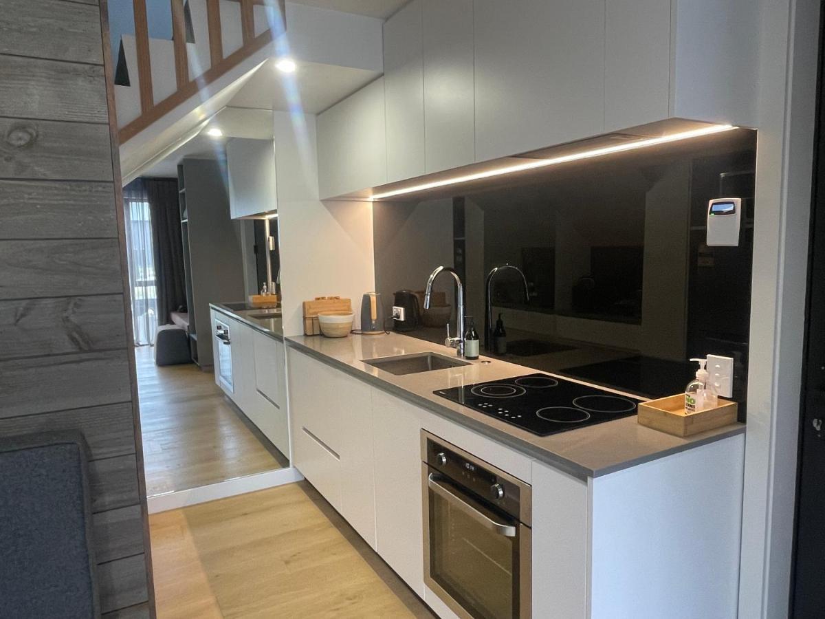 Alpine Junction Townhouse Apartments, Lodge & Hotel Γουανάκα Εξωτερικό φωτογραφία