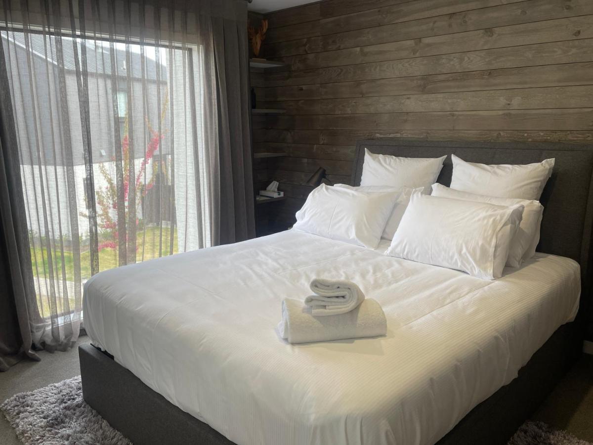 Alpine Junction Townhouse Apartments, Lodge & Hotel Γουανάκα Εξωτερικό φωτογραφία