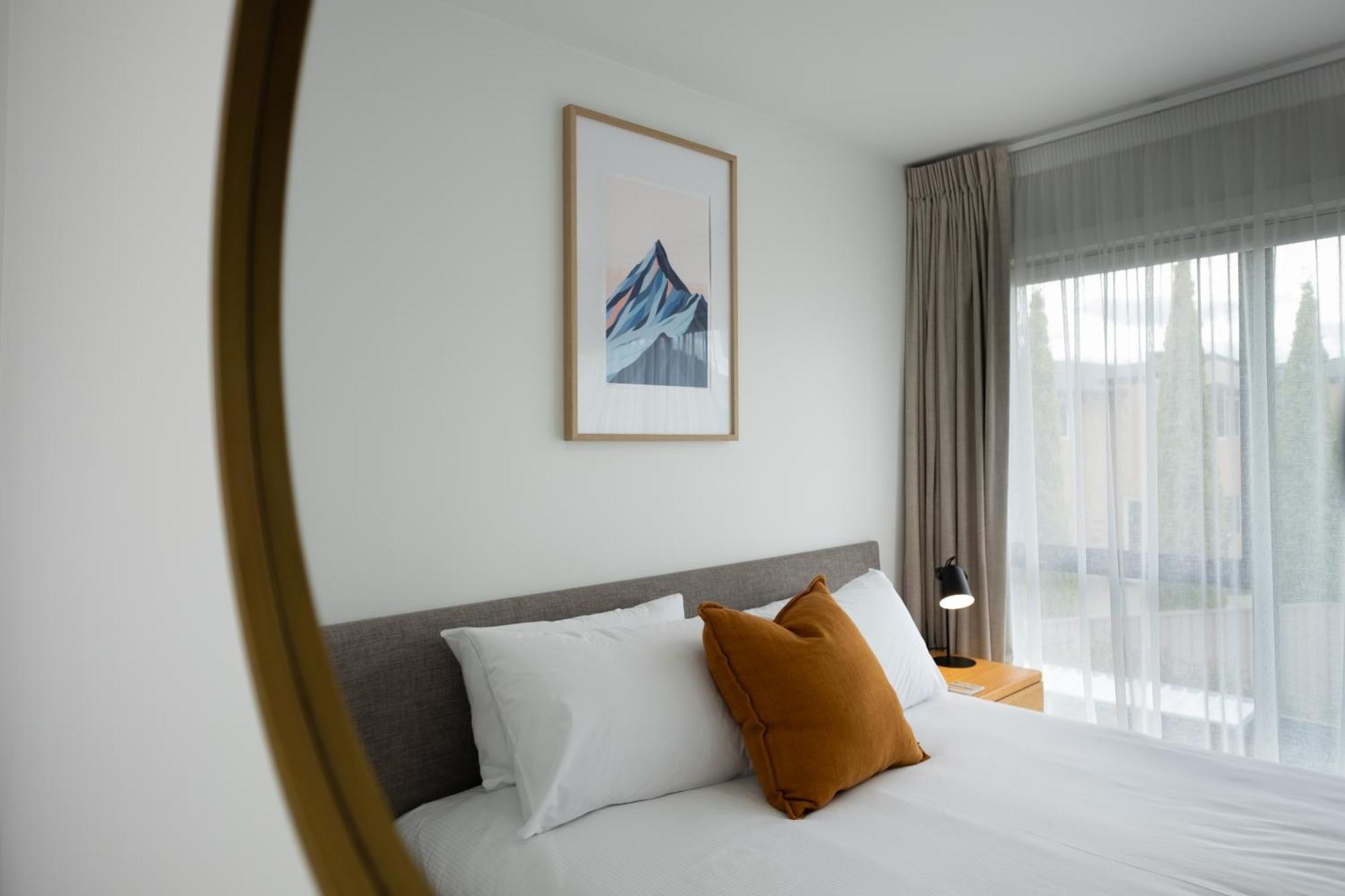 Alpine Junction Townhouse Apartments, Lodge & Hotel Γουανάκα Εξωτερικό φωτογραφία
