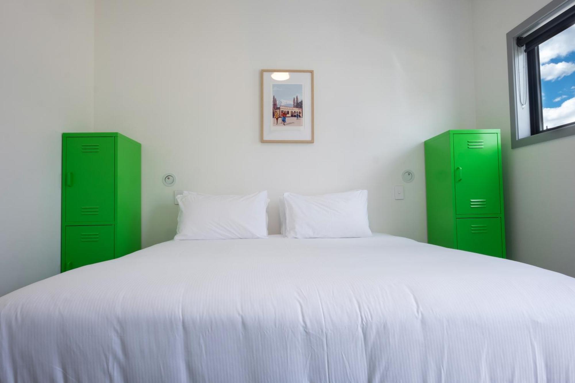 Alpine Junction Townhouse Apartments, Lodge & Hotel Γουανάκα Εξωτερικό φωτογραφία